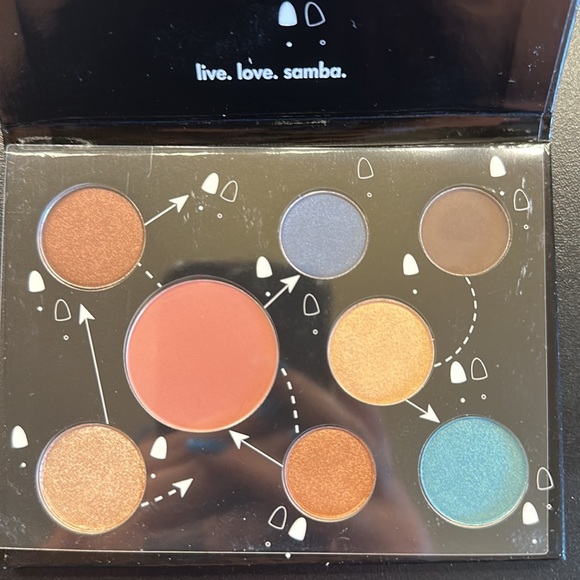 Stila + Dancing with the Stars Eyeshadow Palette - Picture 2 of 3